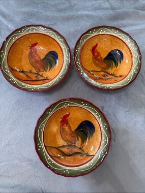 Casa Vero Hand Painted Rooster Bowls Set of 3 Italian Design Scalloped Edge